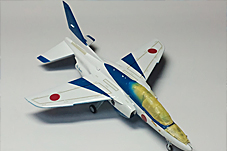 ハセガワ：1:72スケール 飛行機D11　川崎 T-4“ブルーインパルス