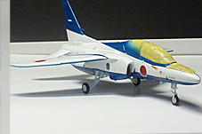 ハセガワ：1:72スケール 飛行機D11　川崎 T-4“ブルーインパルス