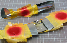 日の丸の下地も、GXカラーの白を